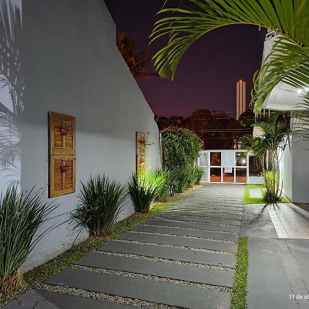 Residencial Bernardo, Meia Quadra Do Trapiche Florianópolis Extérieur photo