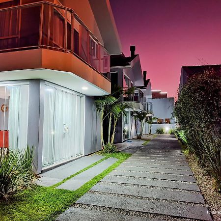 Residencial Bernardo, Meia Quadra Do Trapiche Florianópolis Extérieur photo
