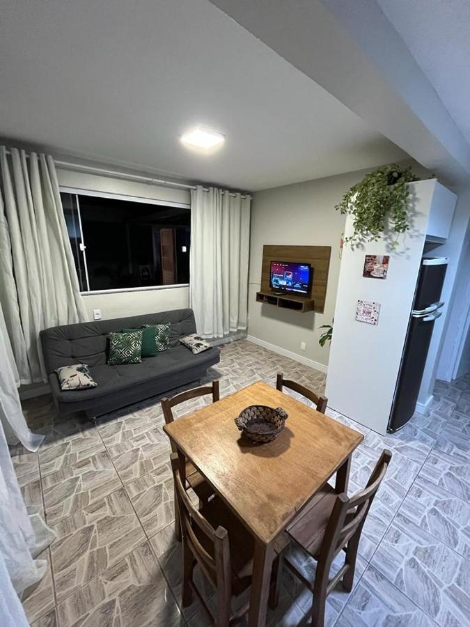Residencial Bernardo, Meia Quadra Do Trapiche Florianópolis Extérieur photo